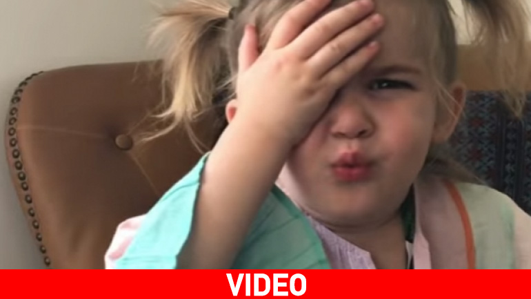 Η viral αντίδραση δίχρονου κοριτσιού που μαθαίνει τι σημαίνει προϋπολογισμός