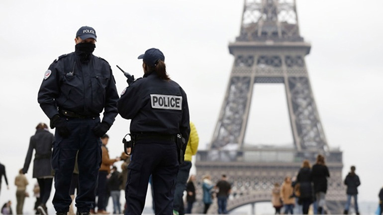 Στους δρόμους 50.000 αστυνομικοί για τις γαλλικές εκλογές