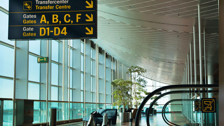 Υποχρέωση δήλωσης μετρητών άνω των 10.000 ευρώ και στις ζώνες transit