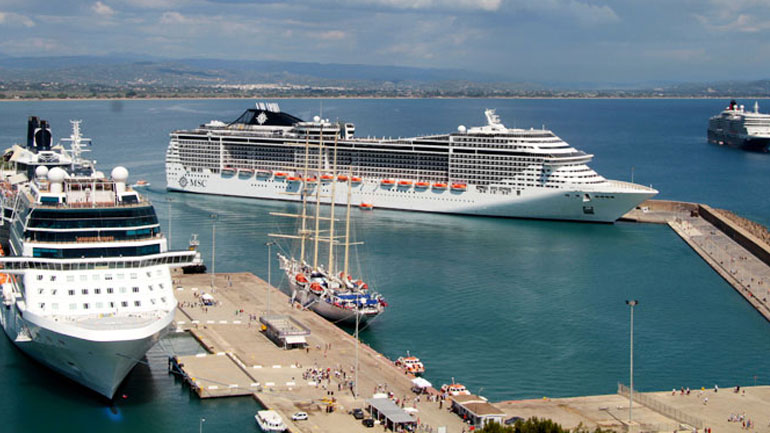 Περισσότεροι από 8.500 επιβάτες κρουαζιερόπλοιων αποβιβάστηκαν σε μία ημέρα στο Kατάκολο