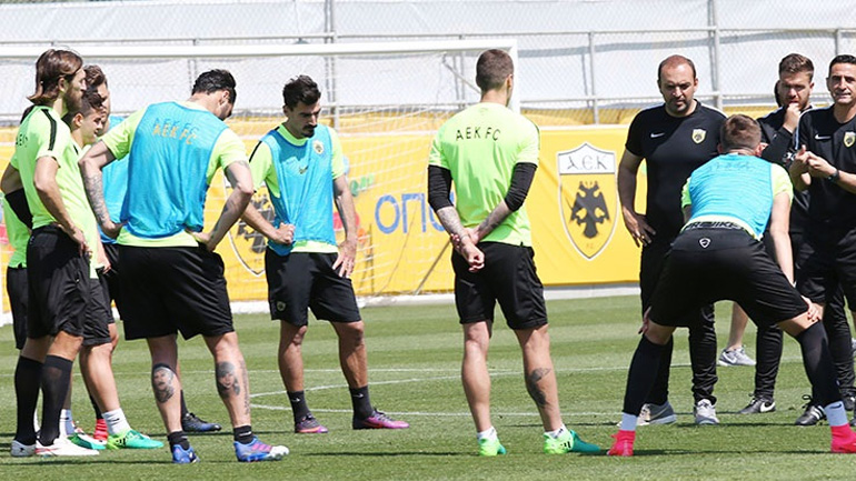Χωρίς Πέκχαρτ και Αϊντάρεβιτς στον τελικό η ΑΕΚ