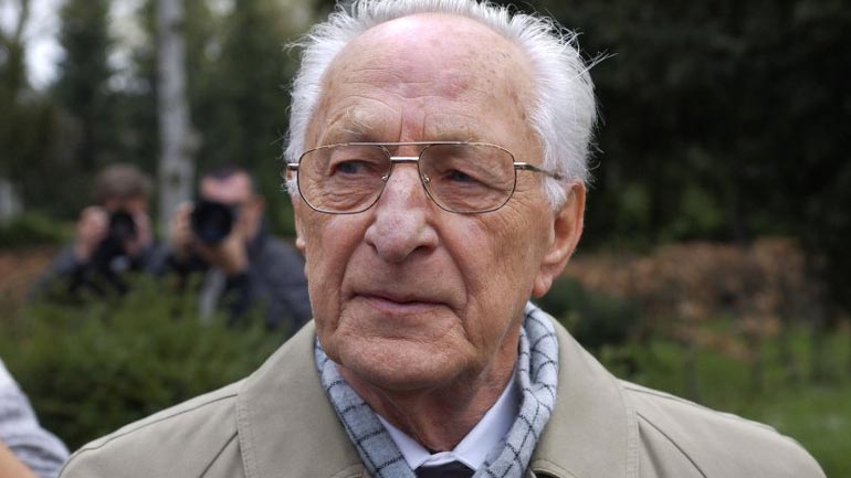 Πέθανε ο τελευταίος υπουργός Άμυνας της Ανατ. Γερμανίας, Χάιντς Κέσλερ