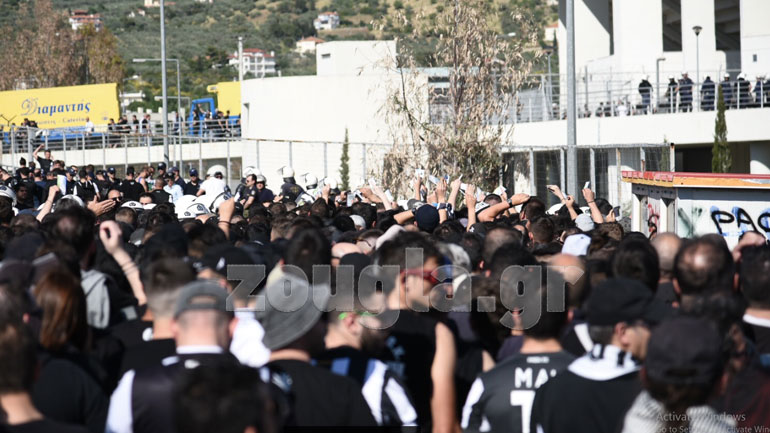 Οι οπαδοί του δικεφάλου ανυπομονούν να πάρουν θέση στις εξέδρες