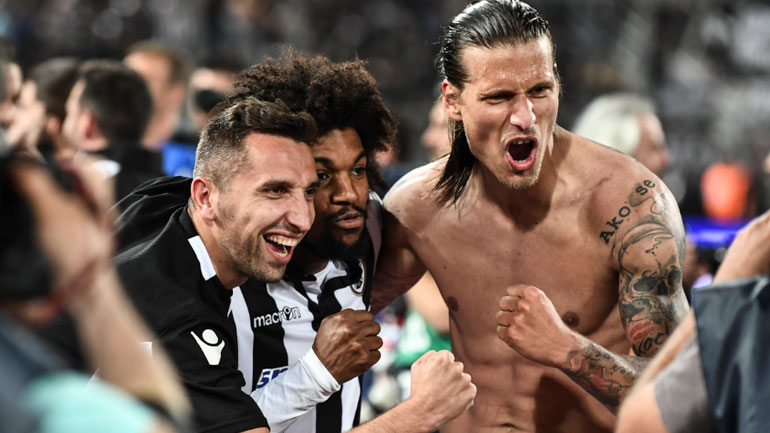 Ακόμα μία πανηγυρική φωτογραφία των παικτών του ΠΑΟΚ