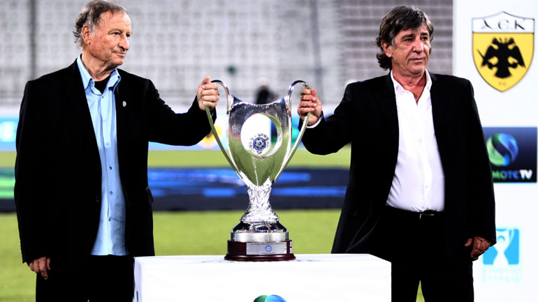 Σαράφης και Μαύρος μετέφεραν το τρόπαιο στον αγωνιστικό χώρο