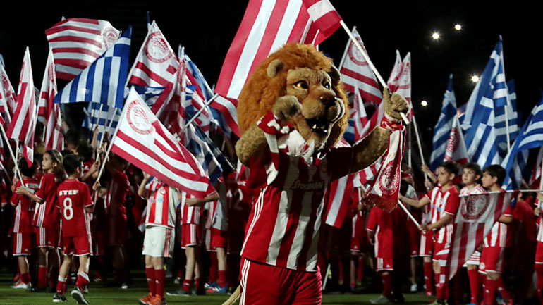 Ο Θρυλέων πανηγυρίζει