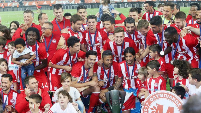 Οι παίκτες του Ολυμπιακού με τον τίτλο σε περίοπτη θέση