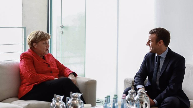 Μακρόν: Πρώτος σταθμός Βερολίνο