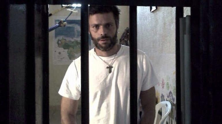 Βενεζουέλα: Ο φυλακισμένος αντικαθεστωτικός Λόπες προτρέπει σε περισσότερες διαδηλώσεις