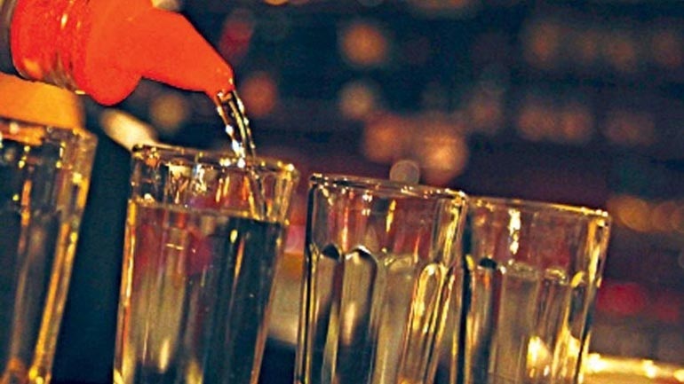 Νέα υπόθεση λαθρεμπορίου ακλοολούχων ποτών αποκάλυψε το ΣΔΟΕ Νέα υπόθεση λαθρεμπορίου ακλοολούχων ποτών αποκάλυψε το ΣΔΟΕ