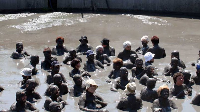 Καβάλα: Φωτογραφική έκθεση για τα λασπόλουτρα των Κρηνίδων