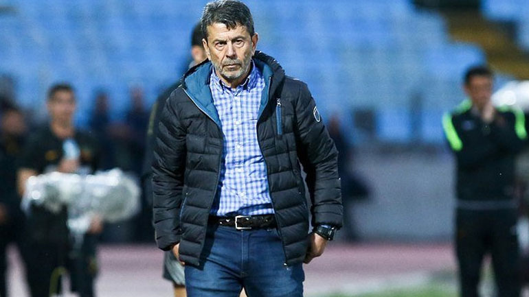 Αποχωρεί από τον πάγκο του ΠΑΣ Γιάννινα ο Πετράκης