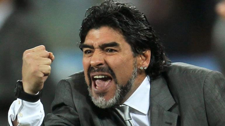 Μαραντόνα: «Ο Μέσι άξιζε τιμωρία άλλης μίας αγωνιστικής»