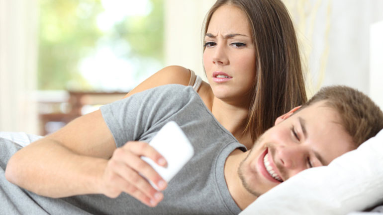 Πόσο χρόνο από την ζωή μας αφιερώνουμε στα smartphones;