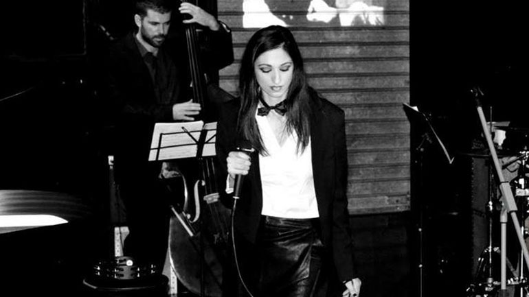 «Danser dans le Noir» με την Pavlina Styl στο Μουσικό Βαγόνι Οrient Express του τρένου στο Ρουφ