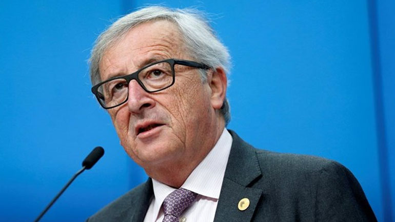 Γιούνκερ: Ο Μακρόν θα εξυγιάνει τα δημοσιονομικά της Γαλλίας