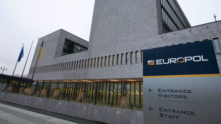 Γιγαντιαία επιχείρηση της Europol οδήγησε σε 368 συλλήψεις διακινητών υλικού παιδικής σεξουαλικής κακοποίησης