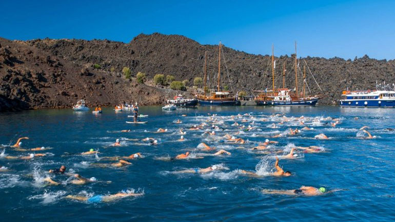 Άρχισαν οι εγγραφές για το «Santorini Experience»