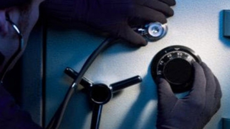 Θεσσαλονίκη: Έκλεψαν χρηματοκιβώτιο με 55.000 ευρώ