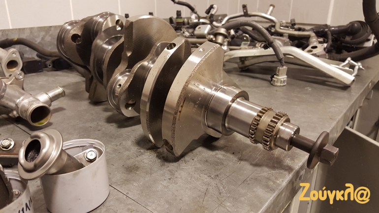 Στροφαλοφόρος άξονας από GT-R