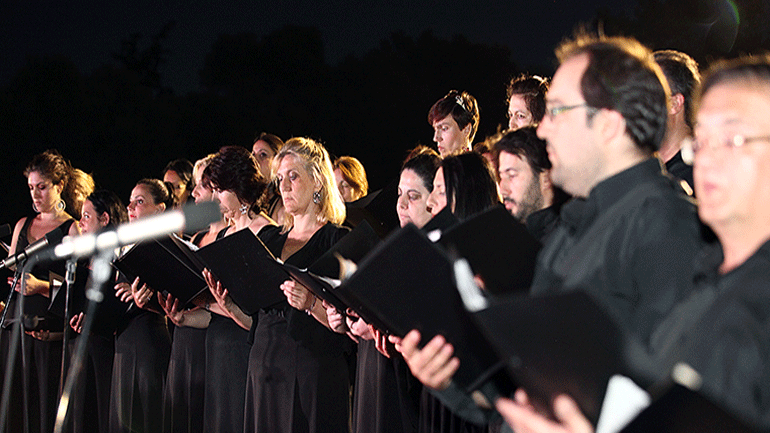 Η Χορωδία του Δήμου Αθηναίων σε ένα αφιέρωμα στον Σπυρίδωνα  Ξύνδα