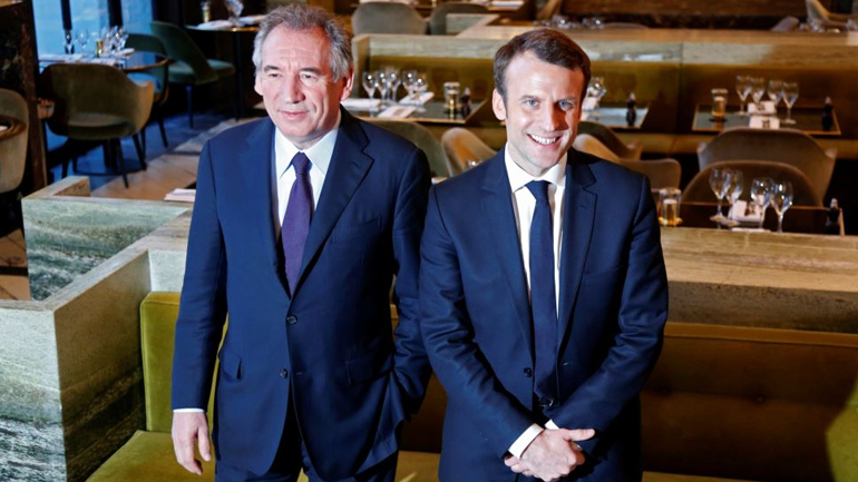Σε συμφωνία κατέληξαν το MoDem του Μπαϊρού και το En Marche! του Μακρόν για τους υποψήφιους στις βουλευτικές εκλογές