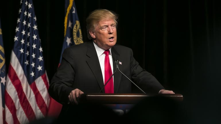 Ο Τραμπ θα ταχθεί υπέρ της «αυτοδιάθεσης» των Παλαιστινίων κατά τη διάρκεια του ταξιδιού του στη Μέση Ανατολή