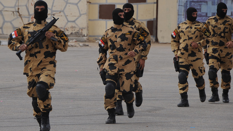 Αίγυπτος: Εντοπίστηκε οπλοστάσιο εξτρεμιστών στη χερσόνησο του Σινά