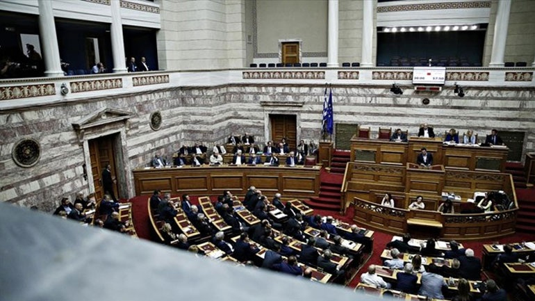 Βουλή: Οι τροποποιήσεις των συνταξιοδοτικών διατάξεων και τα αντισταθμιστικά μέτρα που εισάγονται με το νομοσχέδιο