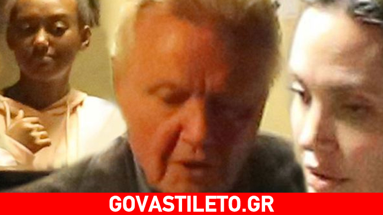 Angelina Jolie: Σπάνια δημόσια εμφάνιση με τον πατέρα της και τα παιδιά της