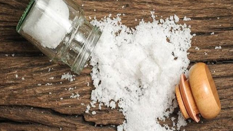 Πώς το σώμα μας λέει ότι πρέπει να κόψουμε το αλάτι;