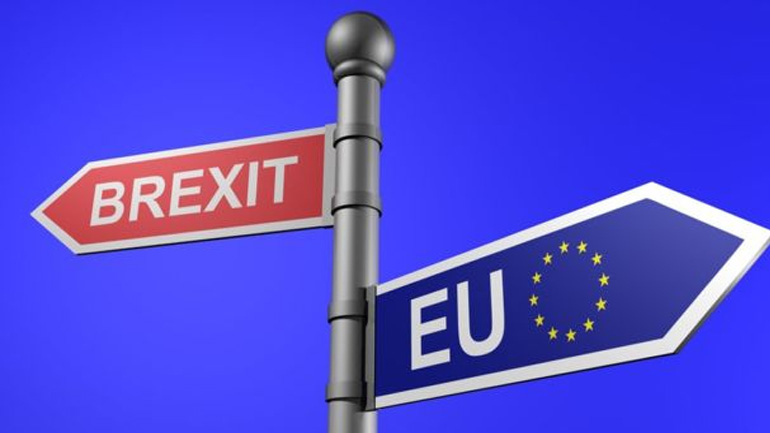 Το Λονδίνο δεν αναγνωρίζει αρμοδιότητα του Ευρωπαϊκού Δικαστηρίου για τους πολίτες της ΕΕ