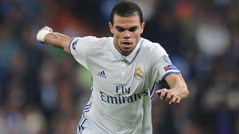 Συνεχίζει στην Ίντερ ο Πέπε!