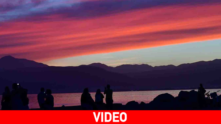 Ναύπλιο: Κόκκινο, γαλάζιο και μενεξεδί…