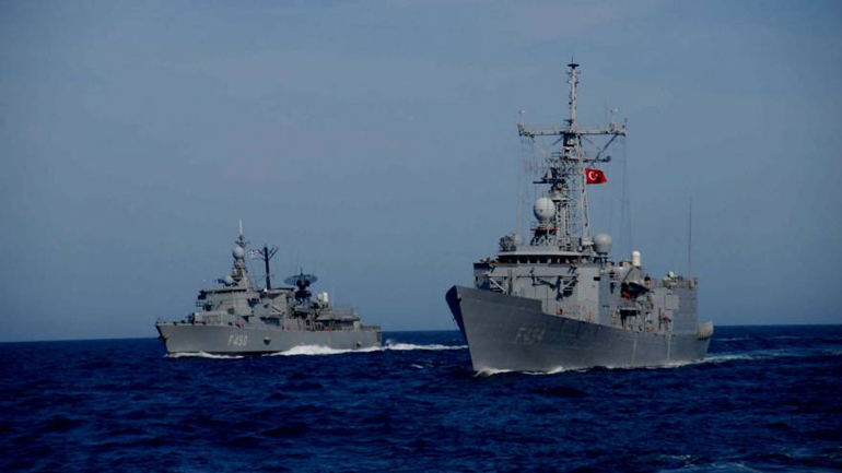 Τουρκικά πολεμικά πλοία παραβίασαν τα χωρικά ύδατα στο Αγαθονήσι – εκδιώχθηκαν από το Πολεμικό Ναυτικό