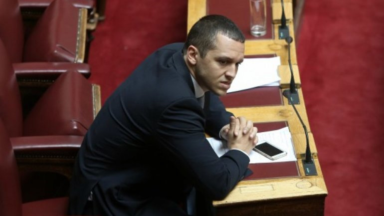 Η ανακοίνωση Τύπου της Χρυσής Αυγής για το επεισόδιο στη Βουλή