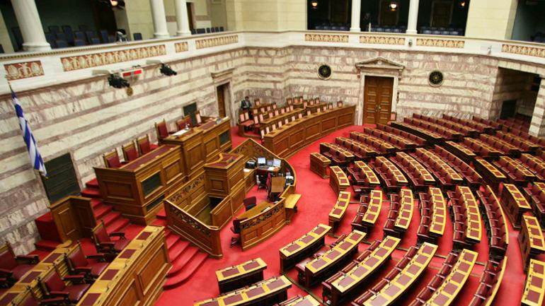 Πρόεδρος ΑΔΕΔΥ κατά της κυβέρνησης: Ξεπουλάτε τα πάντα