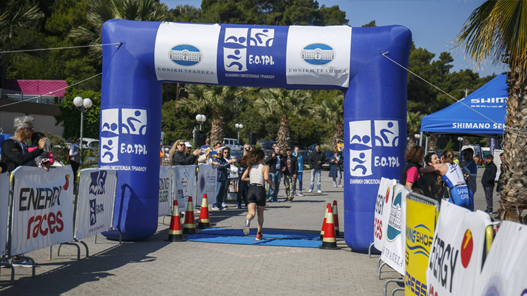 Πανελλήνιο Πρωτάθλημα Aquathlon στην Παραλία Βαρέων στα Μέγαρα