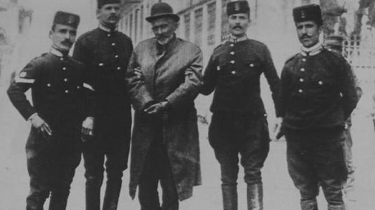 Προς εξοργισμένο συνάδελφο