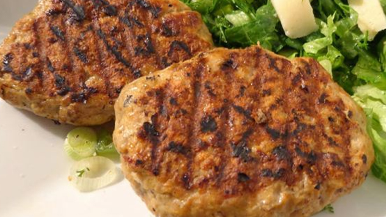 Λαχταριστά μπιφτέκια με λίγες θερμίδες!