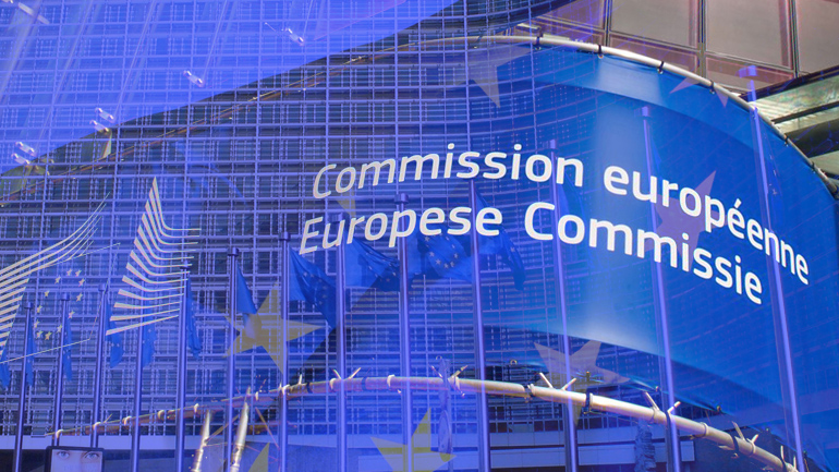 Η Ε.Ε. κλείνει τα μάτια στην απάτη και τη διαφθορά