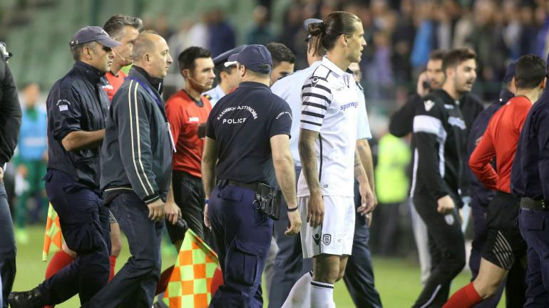 O Koμίνης αποφάσισε την οριστική αναβολή του ματς