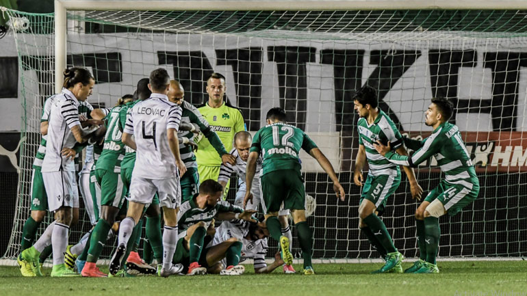 Ο Μπεργκ και ο Κρέσπο παλεύουν πριν εμπλακούν στη σύρραξη και οι συμπαίκτες τους 