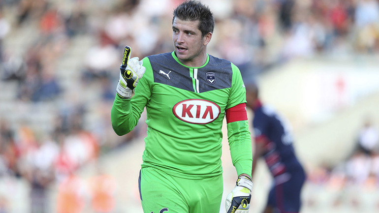 Εξετάζει Καρασό ο Ολυμπιακός