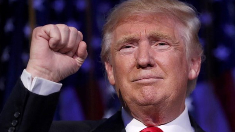 Τα βρετανικά γραφεία στοιχημάτων κάνουν λόγο για πρόωρη λήξη της θητεία Τραμπ