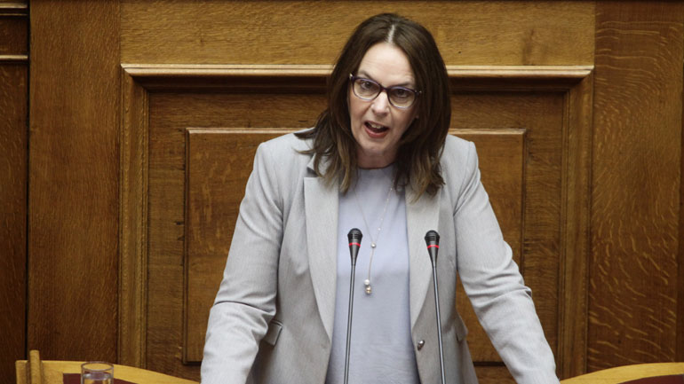 Παπανάτσιου: Το 80% των επαγγελματιών θα πληρώσει λιγότερο φόρο