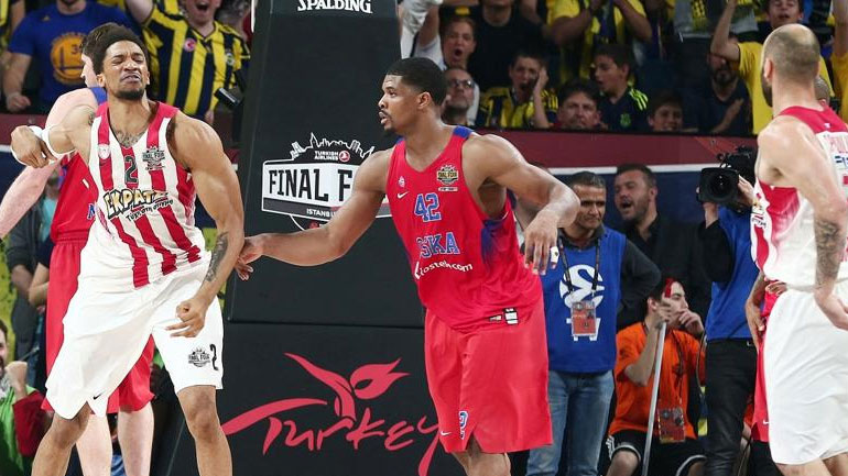 Χάινς: «Πονάει η ήττα από τον Ολυμπιακό»