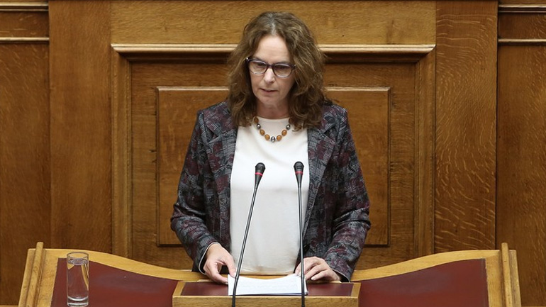 Παπανάτσιου: Ο ακατάσχετος λογαριασμός δεσμεύει τις τράπεζες για επιδόματα και αποζημιώσεις