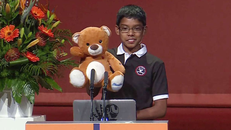 Πώς τα έξυπνα παιχνίδια «μπορούν να μετατραπούν σε όπλα»