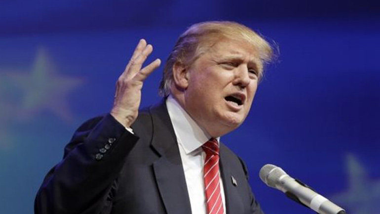 Ο Τραμπ δηλώνει ότι η καθαίρεση του Κόμεϊ τον απάλλαξε από «μεγάλη πίεση»